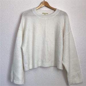 Gianni Bini XS off white Ultra soft sweater